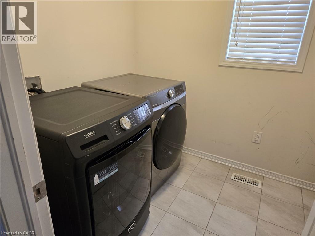 31 Cactus Crescent, Stoney Creek, Ontario  L8J 0M4 - Photo 18 - 40790415