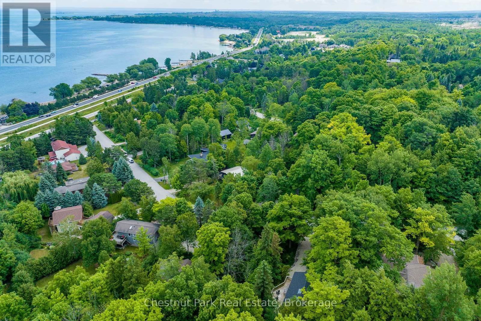 146 Chamonix Crescent, Blue Mountains, Ontario  L9Y 3Z2 - Photo 36 - X12575052