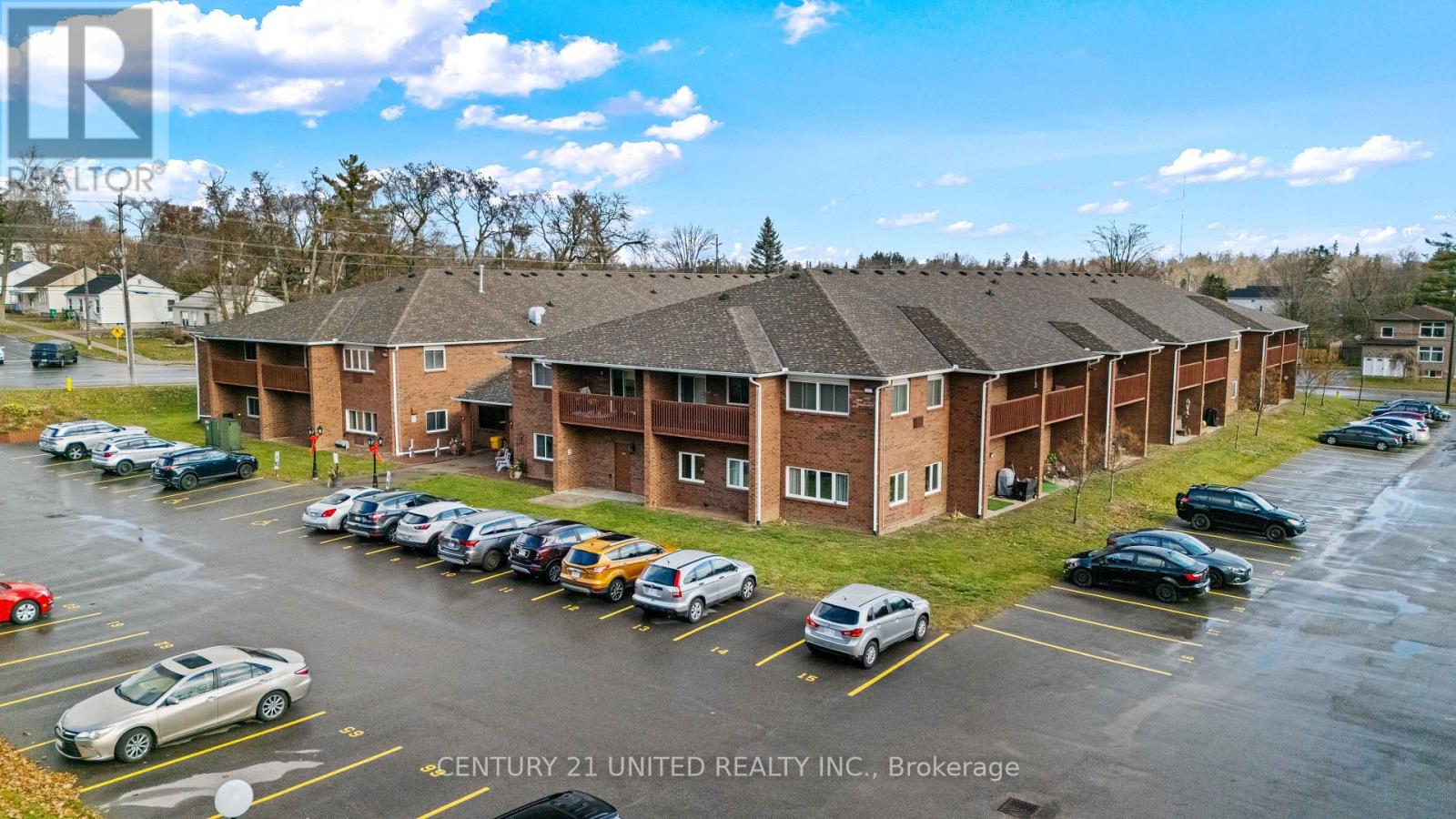 213 - 475 PARKHILL ROAD W, Peterborough, Ontario