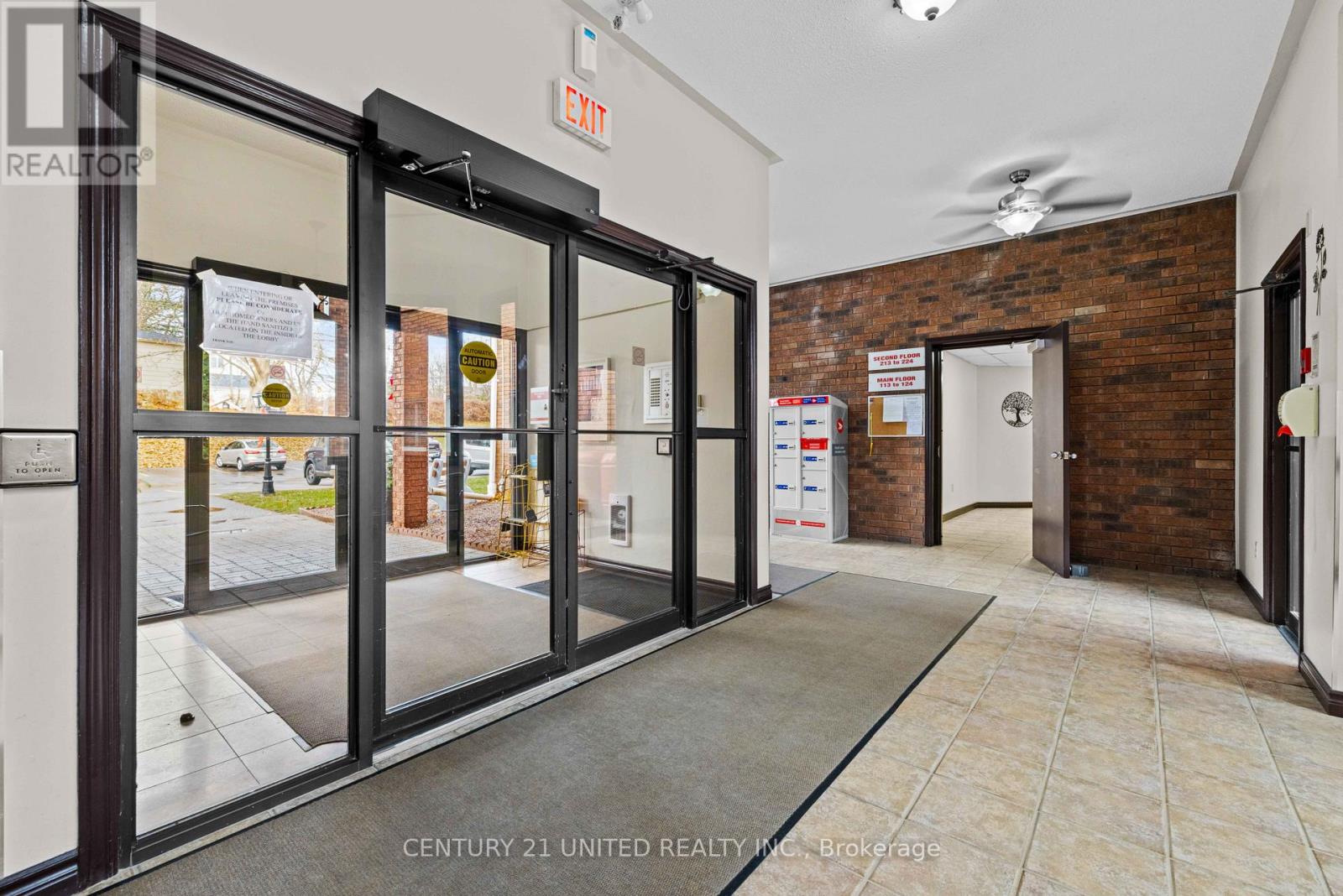 213 - 475 Parkhill Road W, Peterborough, Ontario  K9H 7M5 - Photo 4 - X12575086