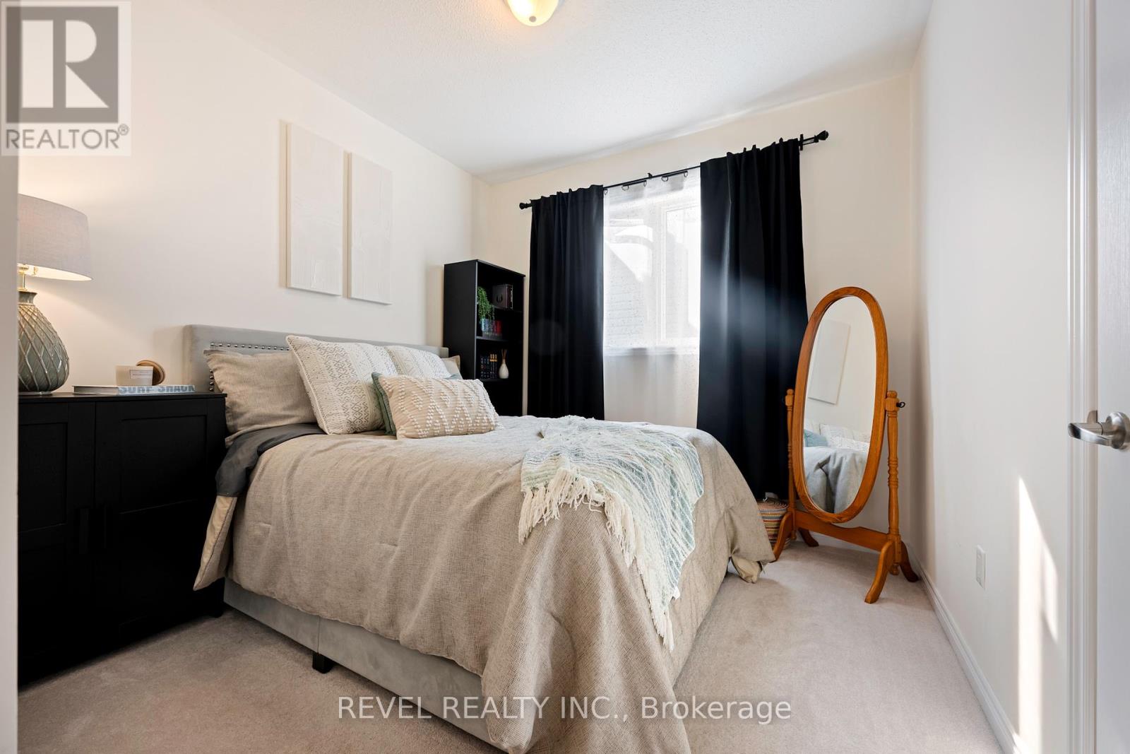 544 Brett Street, Shelburne, Ontario L9V 3V5 - Photo 21 - X12425825