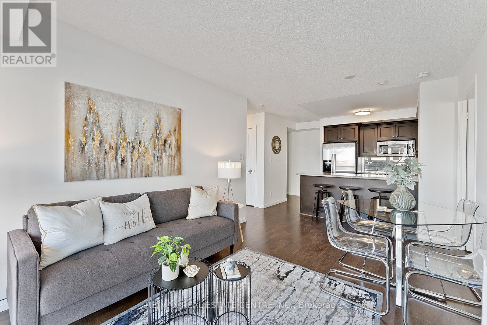 1405 - 900 Mount Pleasant Road, Toronto, Ontario  M4P 3J9 - Photo 16 - C12574752