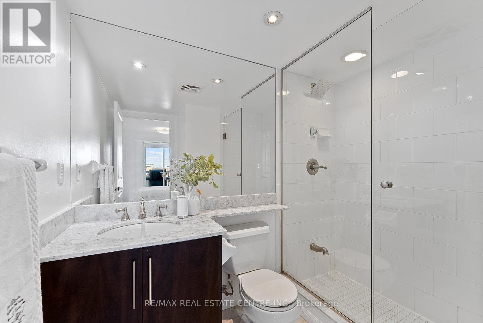 1405 - 900 Mount Pleasant Road, Toronto, Ontario  M4P 3J9 - Photo 22 - C12574752