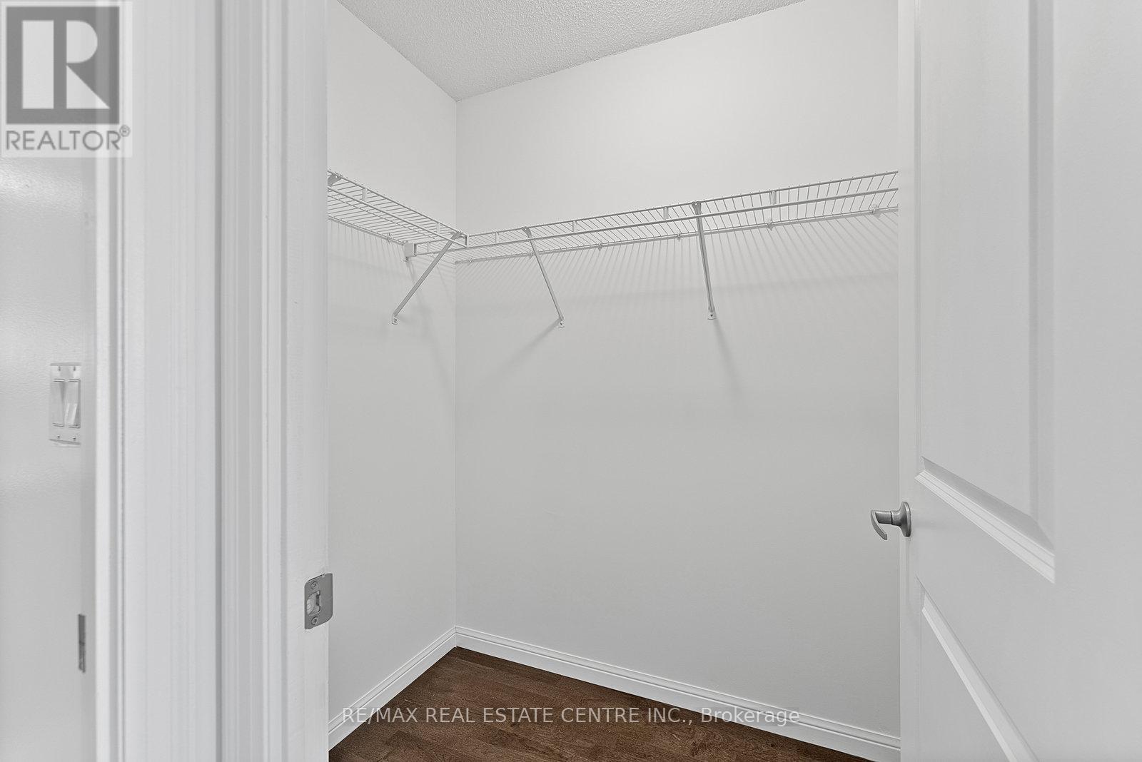 1405 - 900 Mount Pleasant Road, Toronto, Ontario  M4P 3J9 - Photo 23 - C12574752