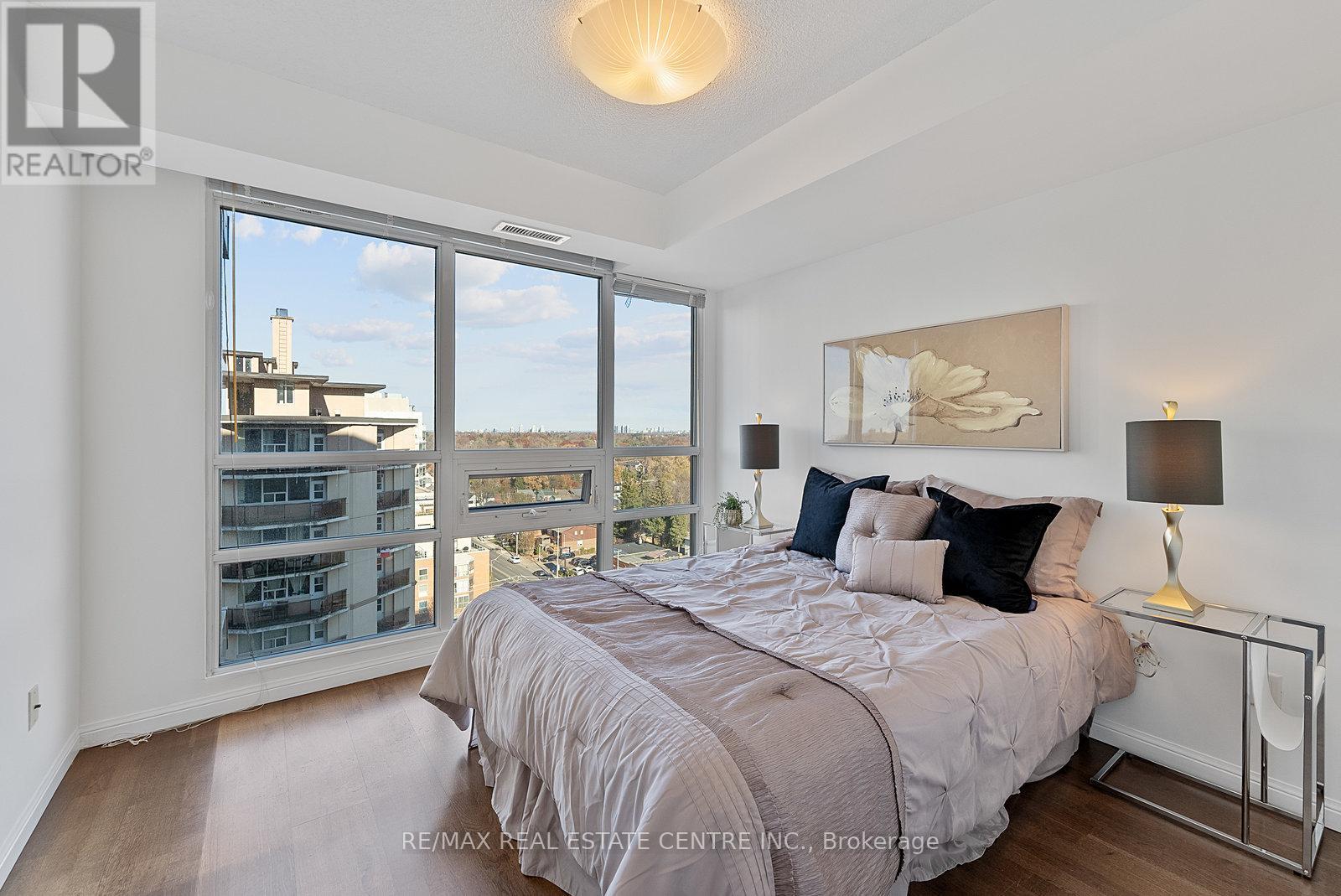 1405 - 900 Mount Pleasant Road, Toronto, Ontario  M4P 3J9 - Photo 24 - C12574752