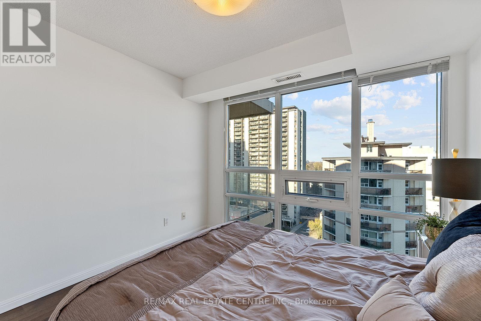 1405 - 900 Mount Pleasant Road, Toronto, Ontario  M4P 3J9 - Photo 25 - C12574752