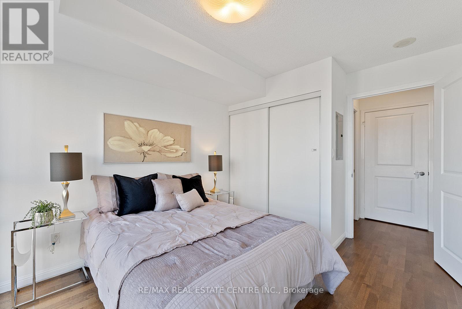 1405 - 900 Mount Pleasant Road, Toronto, Ontario  M4P 3J9 - Photo 26 - C12574752