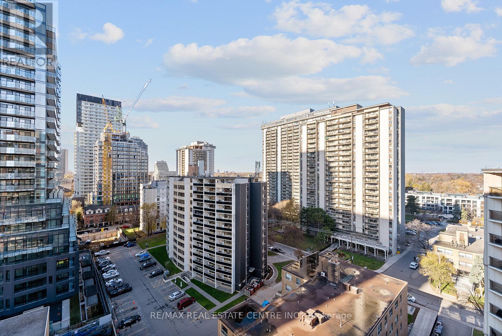 1405 - 900 Mount Pleasant Road, Toronto, Ontario  M4P 3J9 - Photo 31 - C12574752