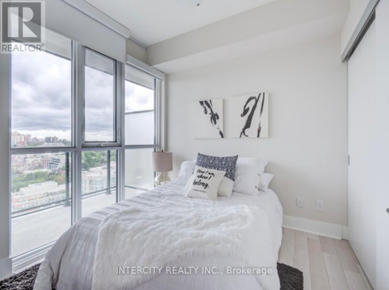 1802 - 32 Davenport Road, Toronto, Ontario  M5R 1H3 - Photo 10 - C12574822