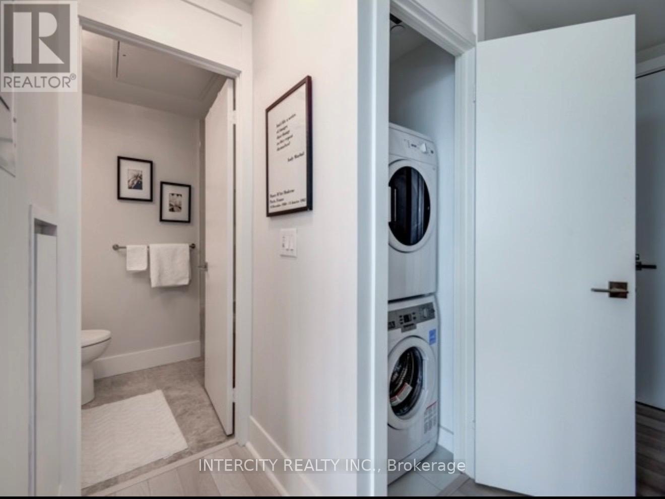 1802 - 32 Davenport Road, Toronto, Ontario  M5R 1H3 - Photo 13 - C12574822