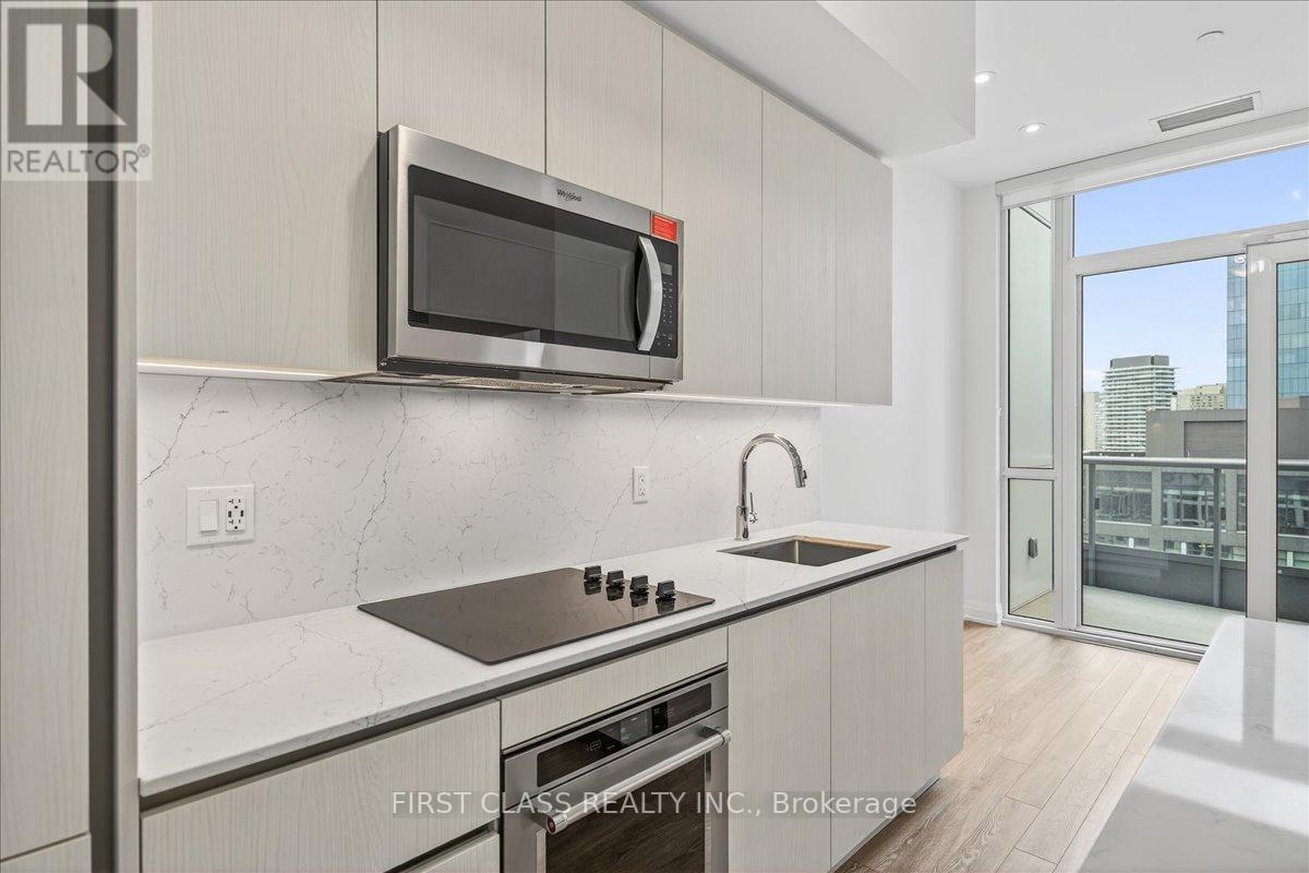 2015 - 15 Richardson Street, Toronto, Ontario  M5A 0Y5 - Photo 4 - C12574878