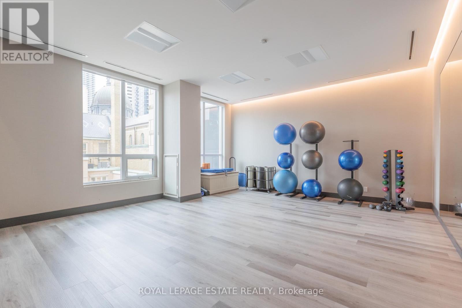 2603 - 500 Sherbourne Street, Toronto, Ontario  M4X 1L1 - Photo 35 - C12574914