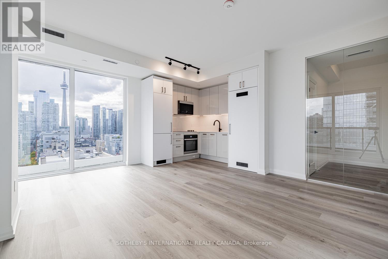 1705 - 280 DUNDAS STREET, Toronto, Ontario