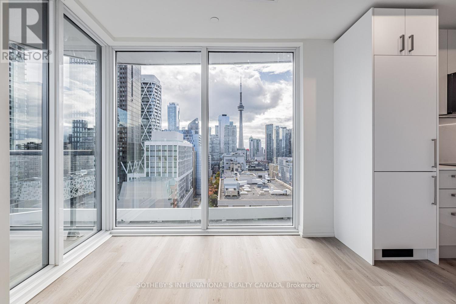 1705 - 280 Dundas Street, Toronto, Ontario  M5T 0E3 - Photo 2 - C12574936