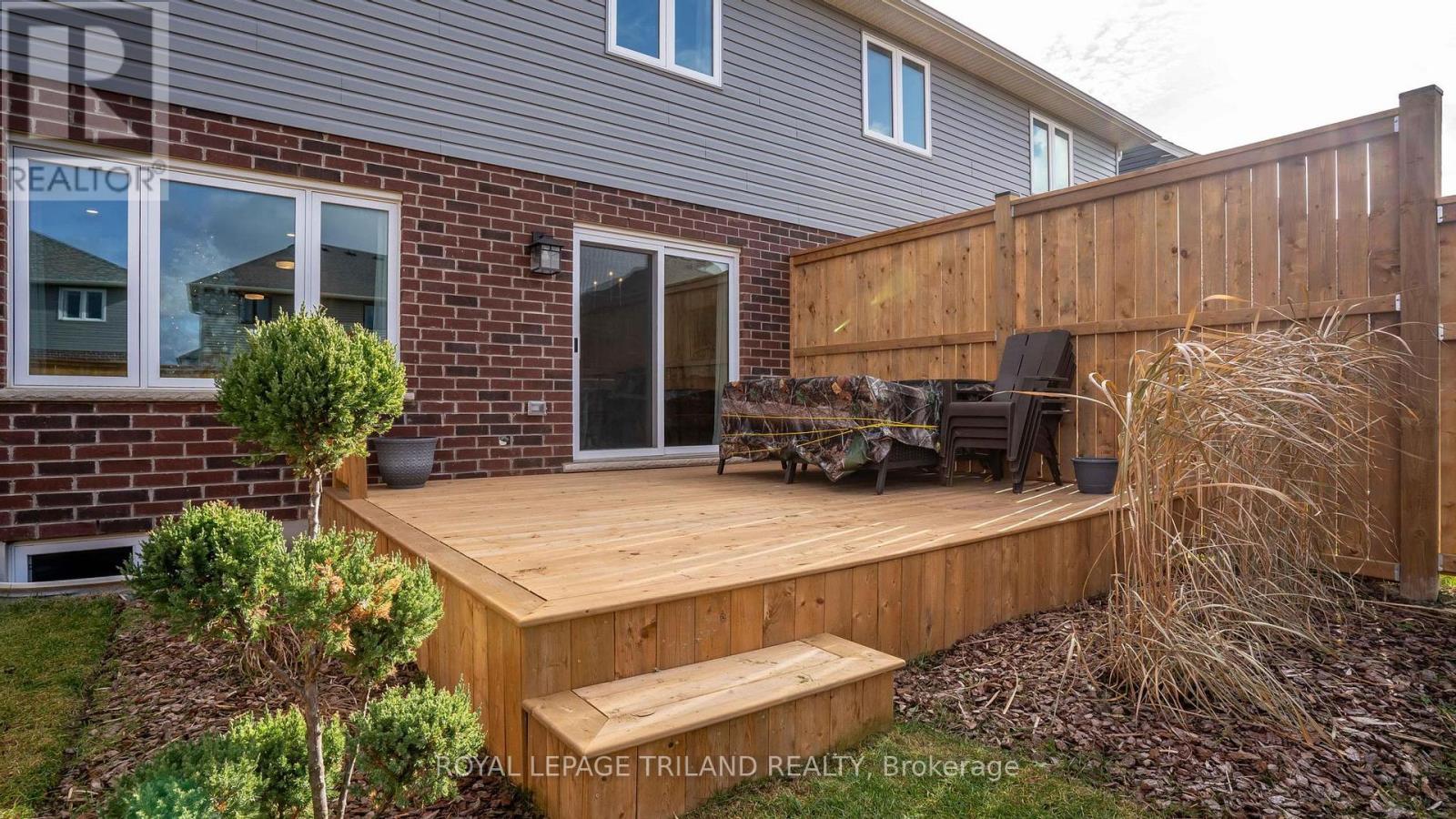 146 Renaissance Drive, St. Thomas, Ontario  N5R 0P1 - Photo 27 - X12575030