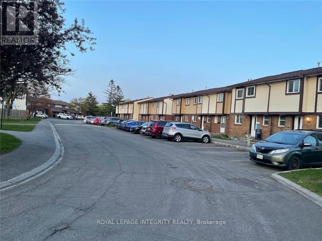 58 - 1767 Dondale Street, Ottawa, Ontario  K1B 5H7 - Photo 1 - X12575022