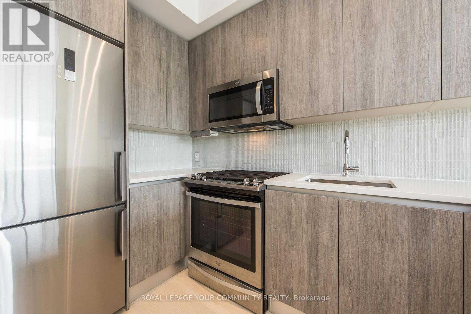 502 - 246 Logan Avenue, Toronto, Ontario  M4M 1J2 - Photo 6 - E12574746