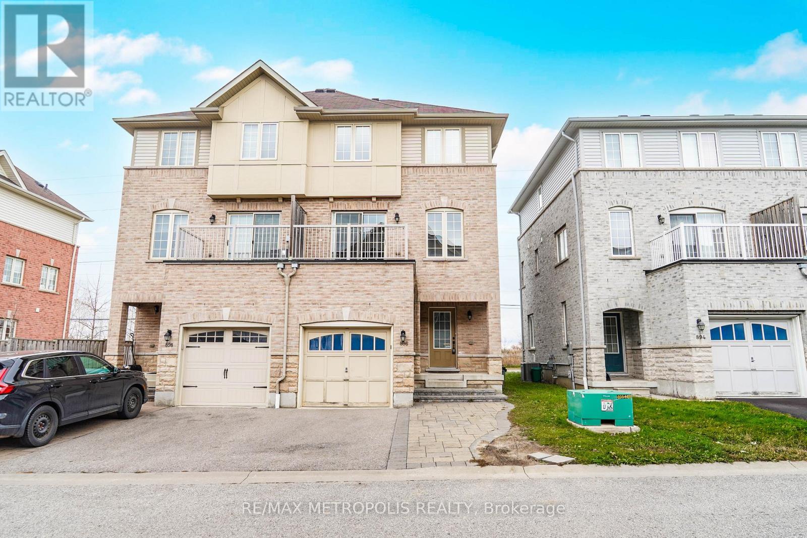 896 Audley Road S, Ajax, Ontario  L1Z 1L7 - Photo 4 - E12574880