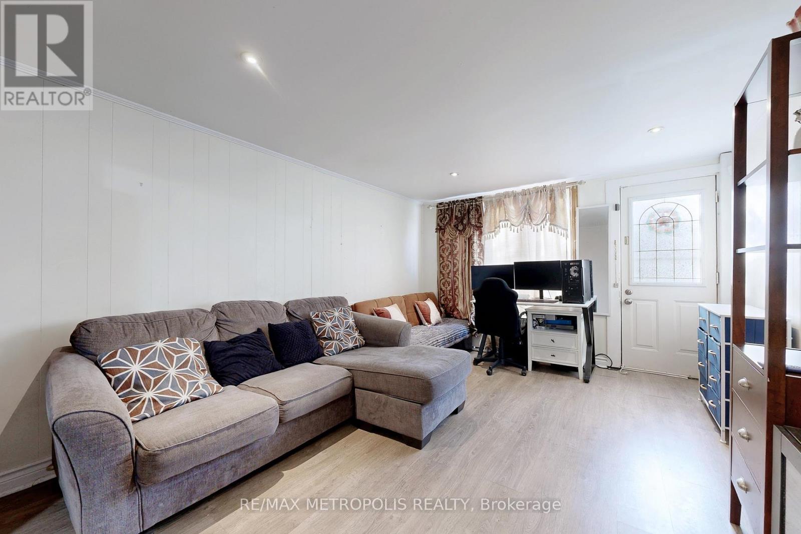 759 Douglas Street, Oshawa, Ontario  L1H 5C6 - Photo 10 - E12574910