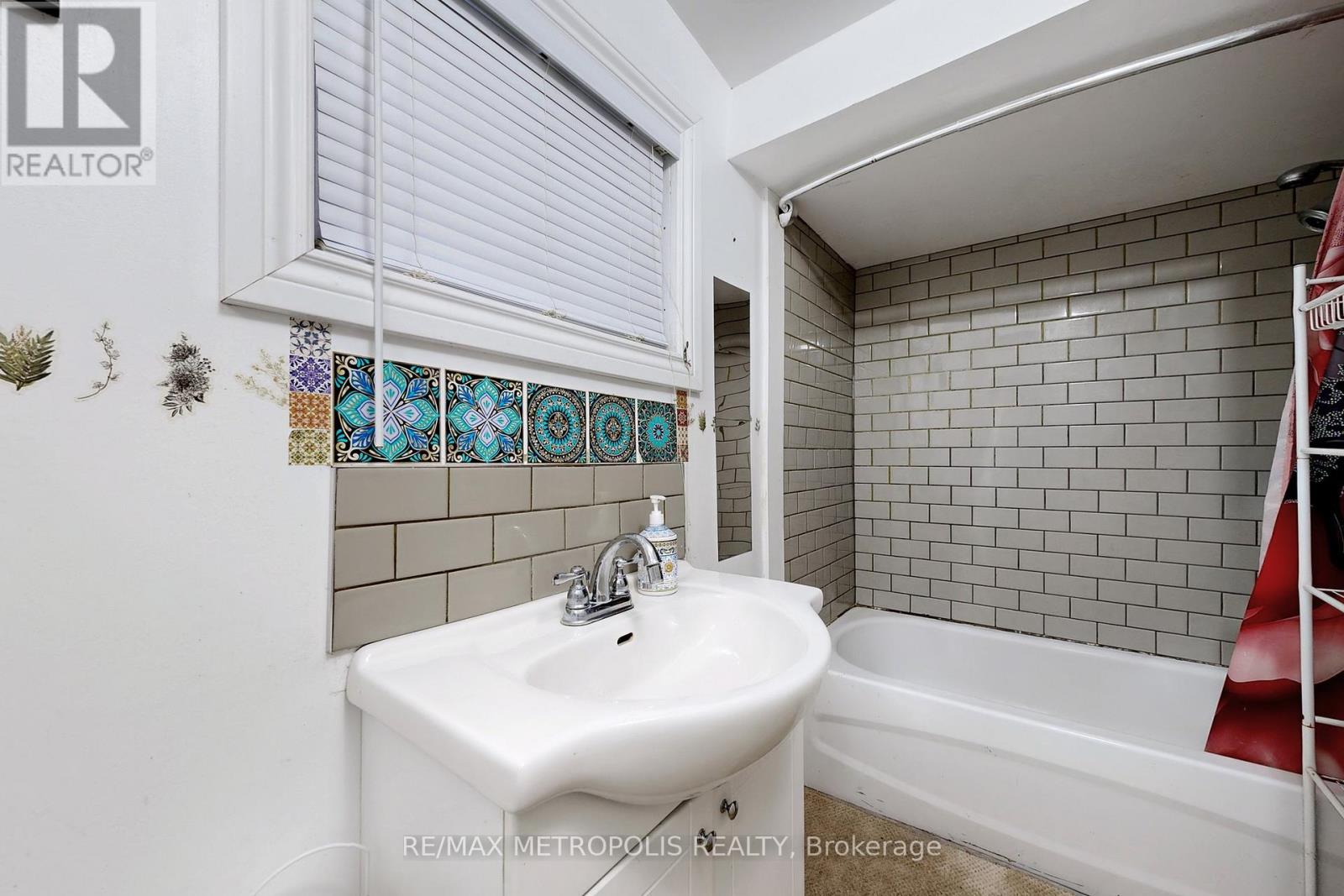 759 Douglas Street, Oshawa, Ontario  L1H 5C6 - Photo 28 - E12574910