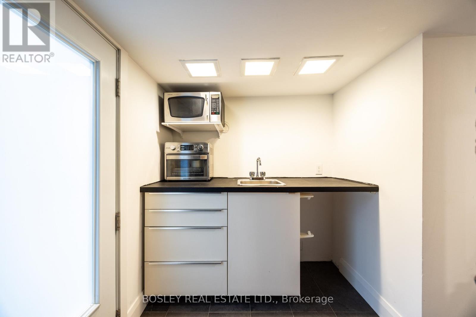 Unit 1 - 12 Coleridge Avenue, Toronto, Ontario  M4C 4H5 - Photo 37 - E12574912