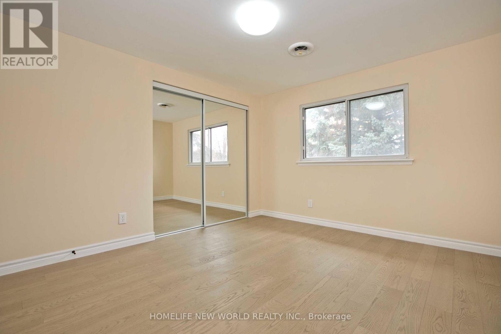 4 Glen Springs Drive, Toronto, Ontario  M1W 1X8 - Photo 17 - E12574924