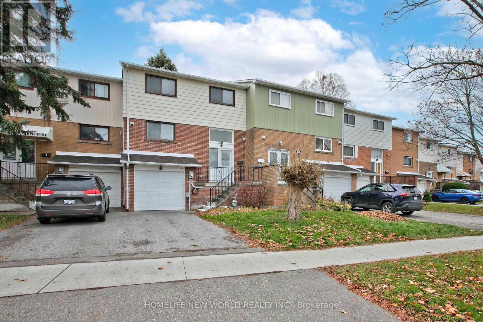 4 Glen Springs Drive, Toronto, Ontario  M1W 1X8 - Photo 2 - E12574924