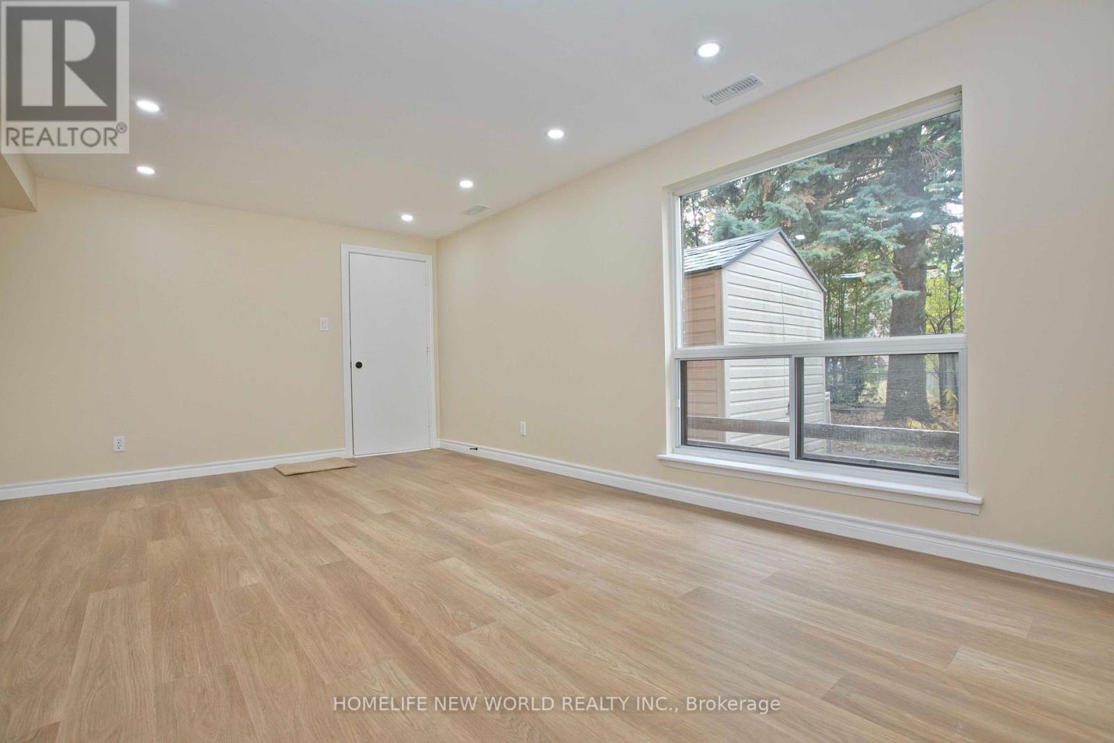 4 Glen Springs Drive, Toronto, Ontario  M1W 1X8 - Photo 22 - E12574924