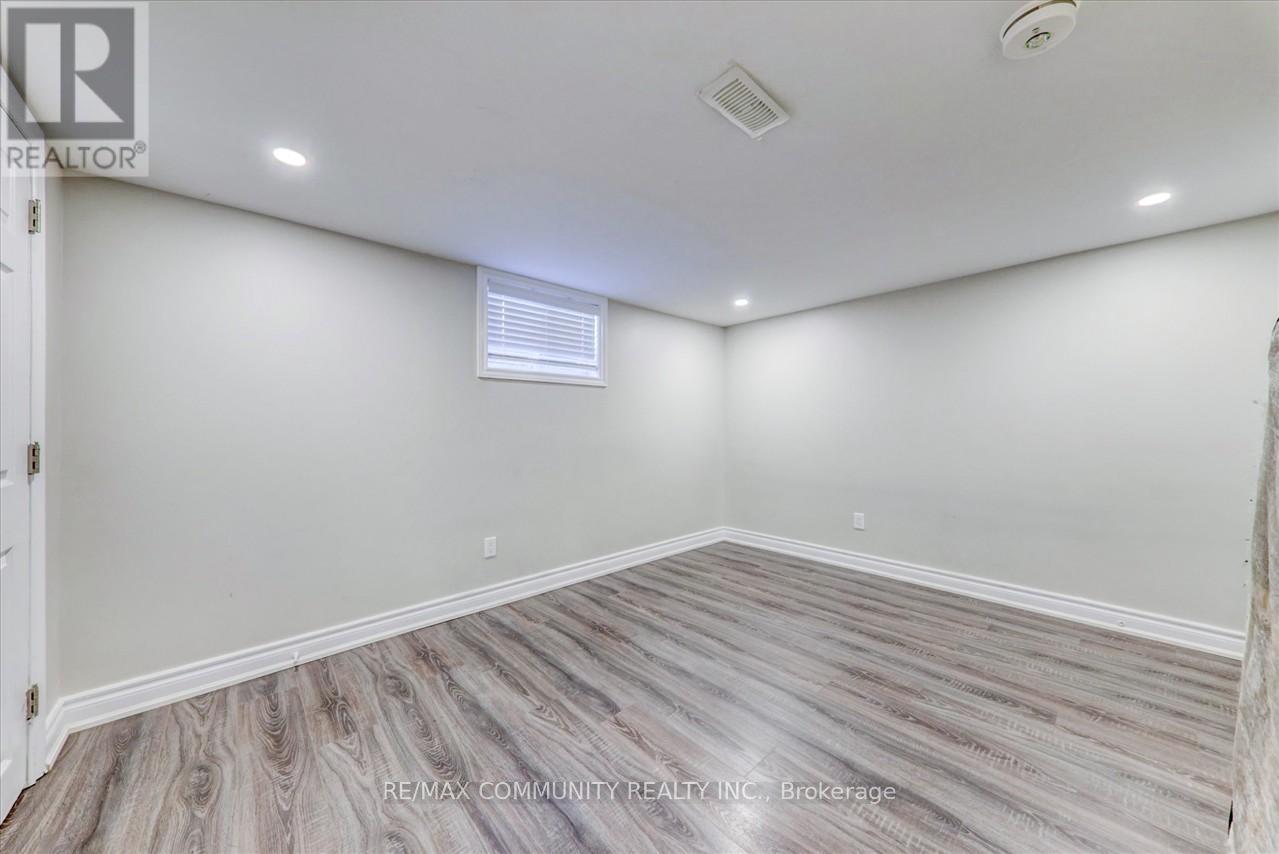 Bsmt - 607 Wychwood Street, Oshawa, Ontario  L1G 2T4 - Photo 10 - E12574988