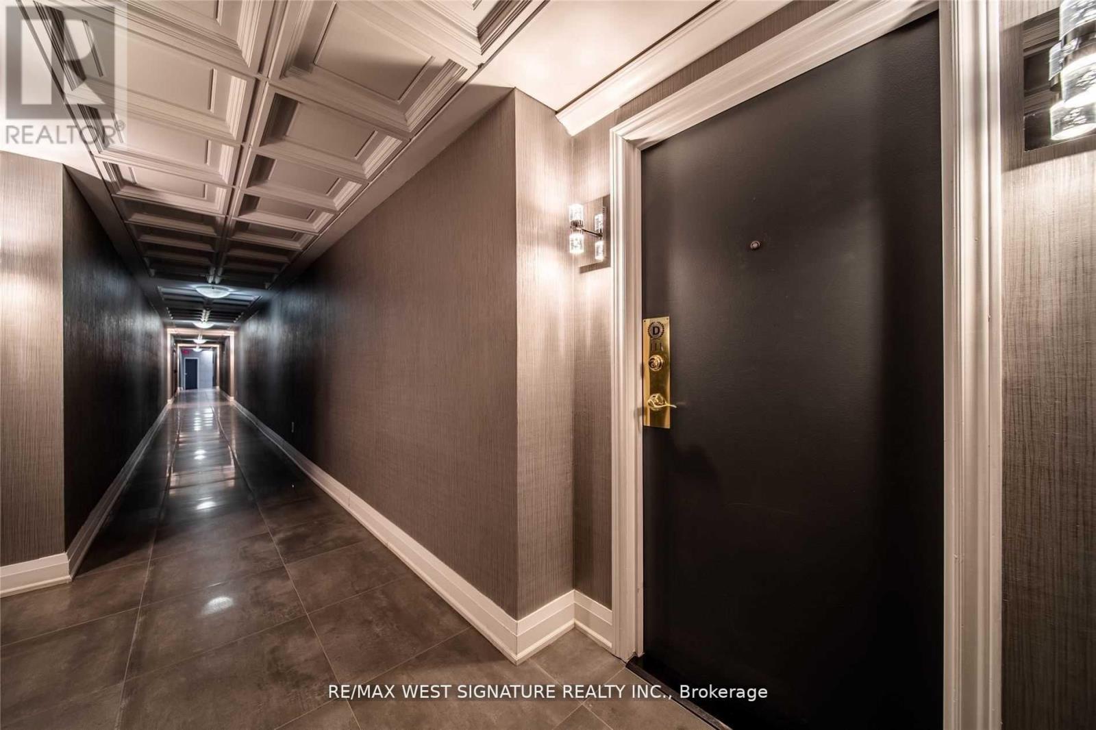 111 - 20 Harding Boulevard, Richmond Hill, Ontario L4C 9S4 - Photo 3 - N12574766