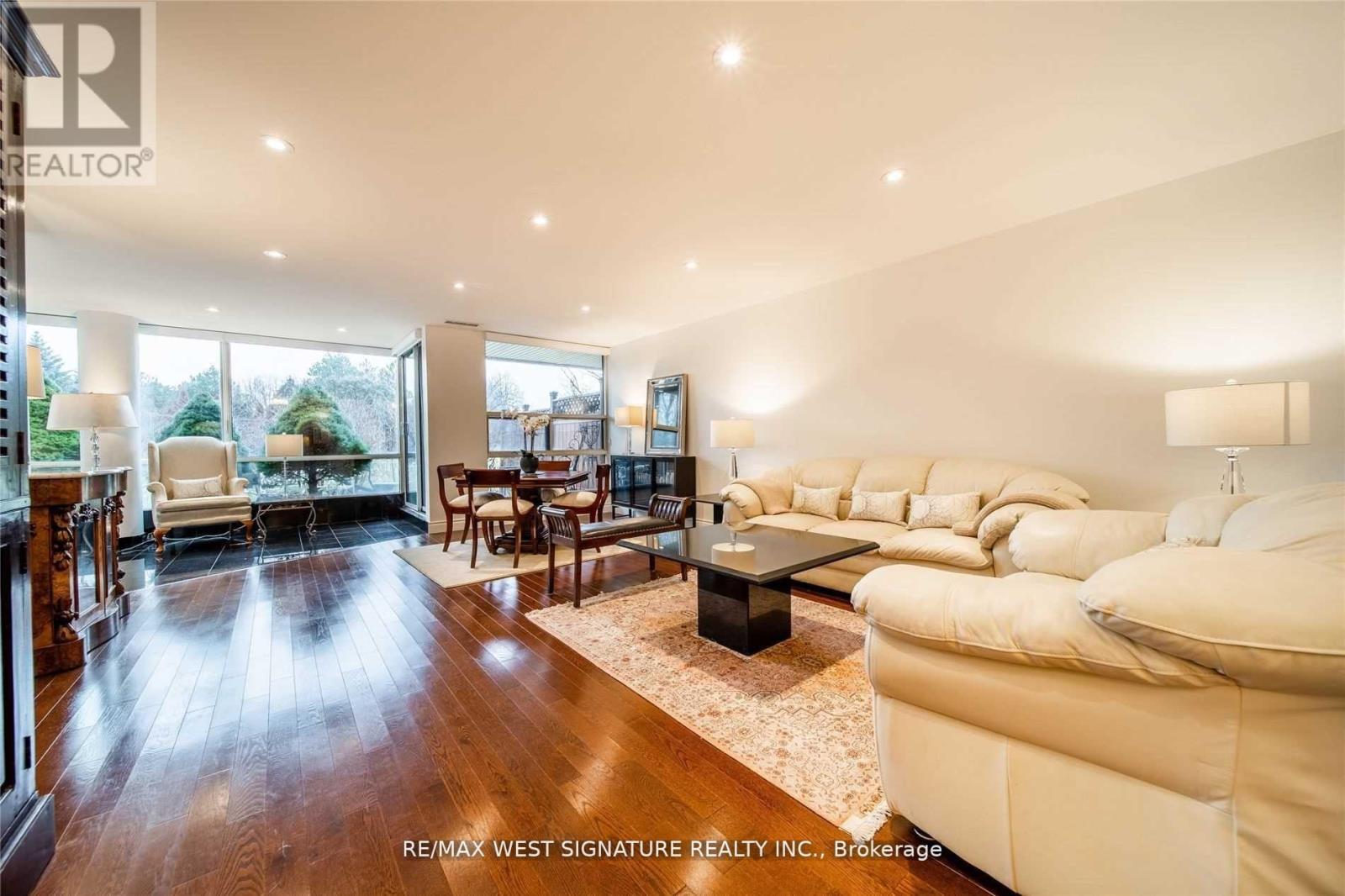 111 - 20 Harding Boulevard, Richmond Hill, Ontario L4C 9S4 - Photo 6 - N12574766