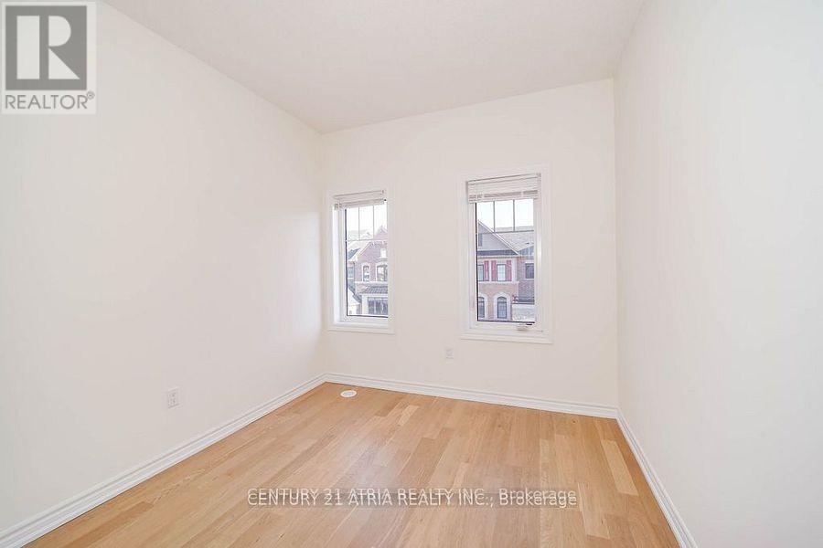 34 Isabella Peach Drive, Markham, Ontario  L6C 0Y9 - Photo 33 - N12574856