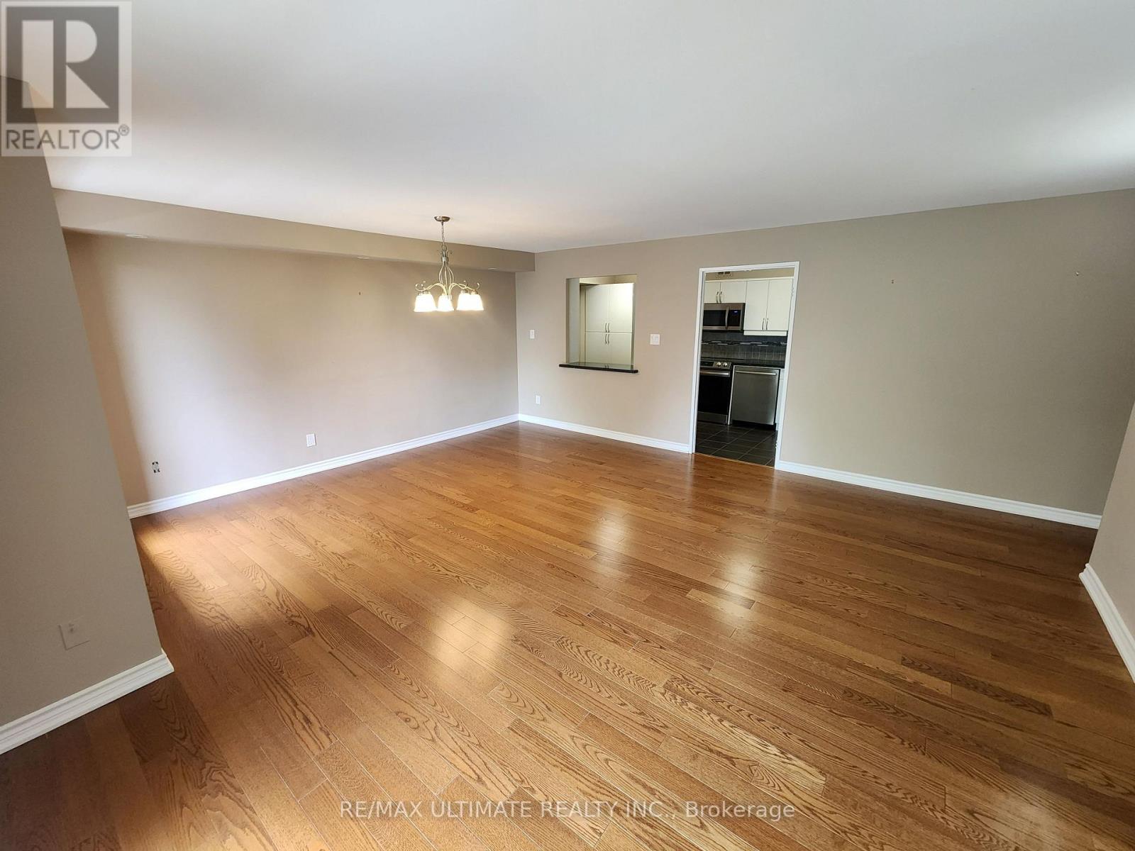 309 - 50 Inverlochy Boulevard, Markham, Ontario  L3T 4T6 - Photo 5 - N12574898