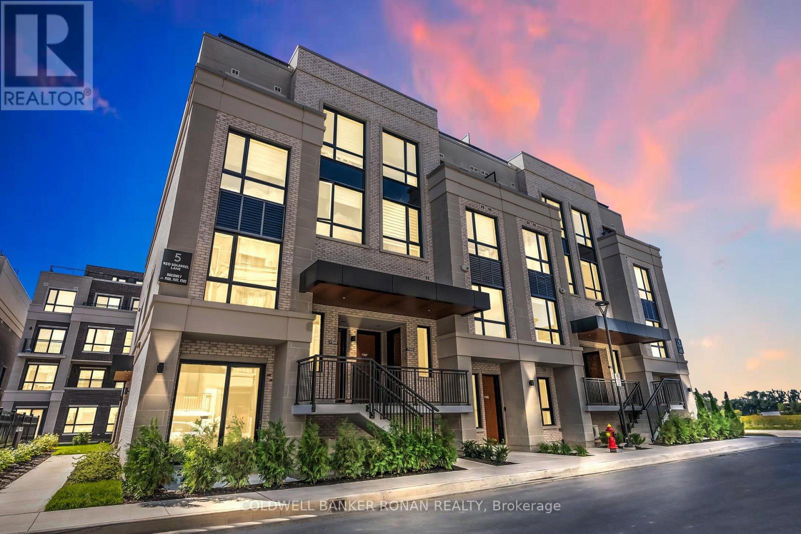 F-102 - 5 Red Squirrel Lane, Richmond Hill, Ontario  L4S 0P5 - Photo 2 - N12574906