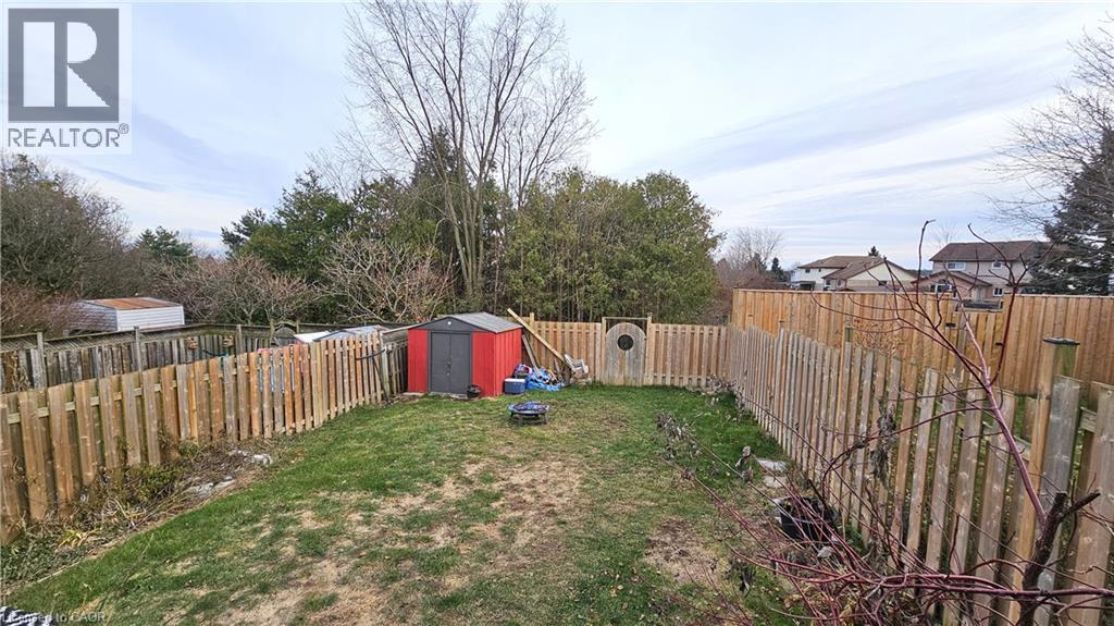 29 Folkstone Crescent, Kitchener, Ontario  N2E 2T1 - Photo 26 - 40790326