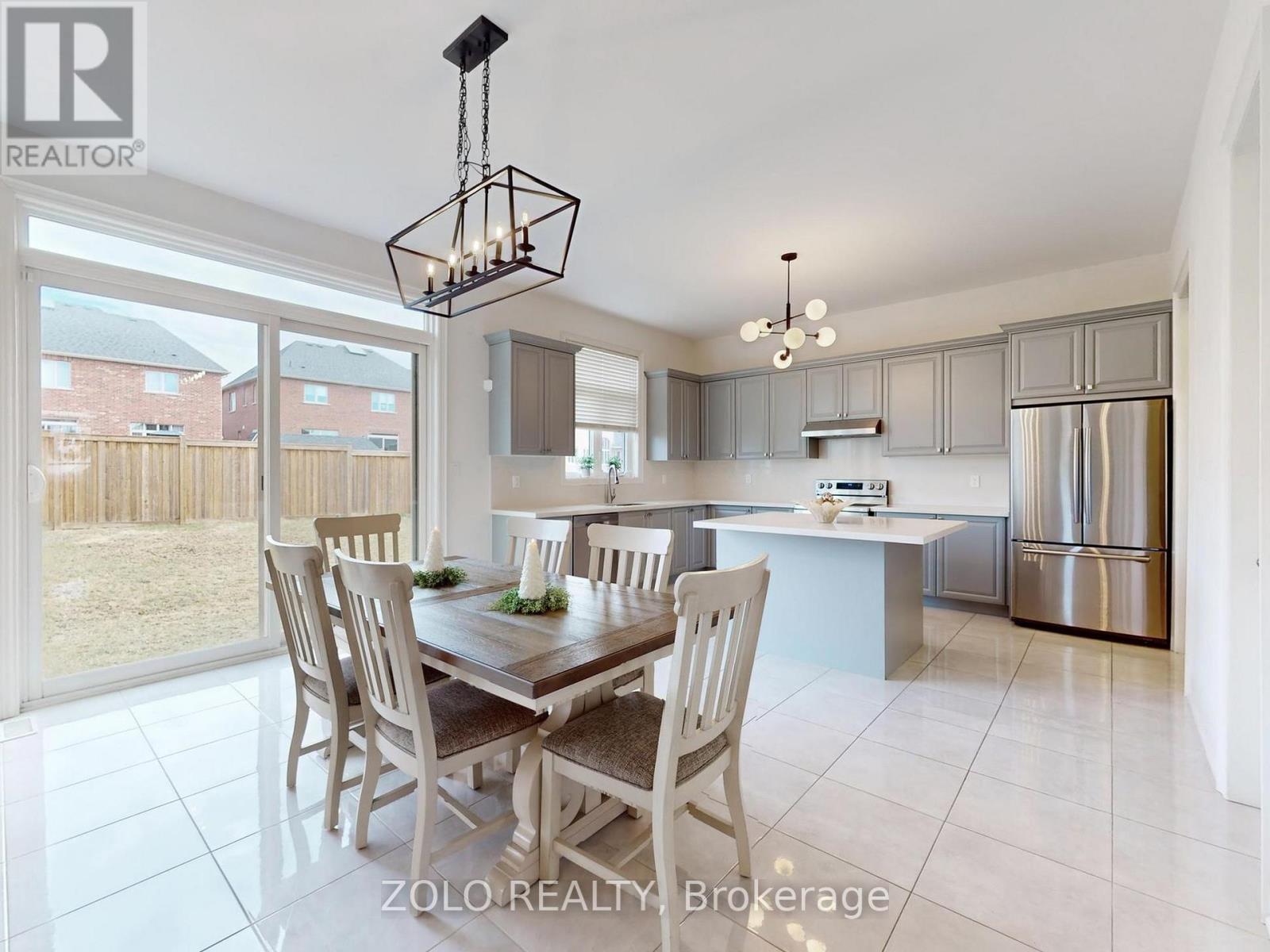 5 Jack Crescent, Springwater, Ontario  L9X 0S6 - Photo 14 - S12574992