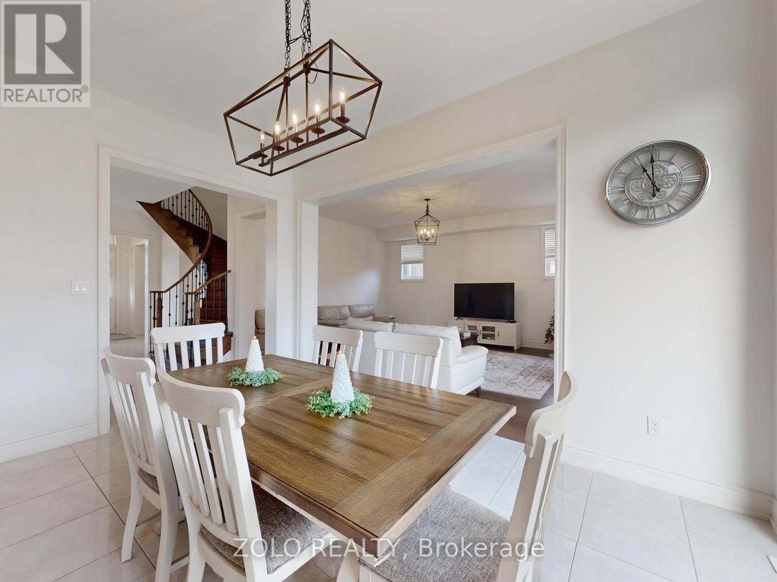 5 Jack Crescent, Springwater, Ontario  L9X 0S6 - Photo 17 - S12574992