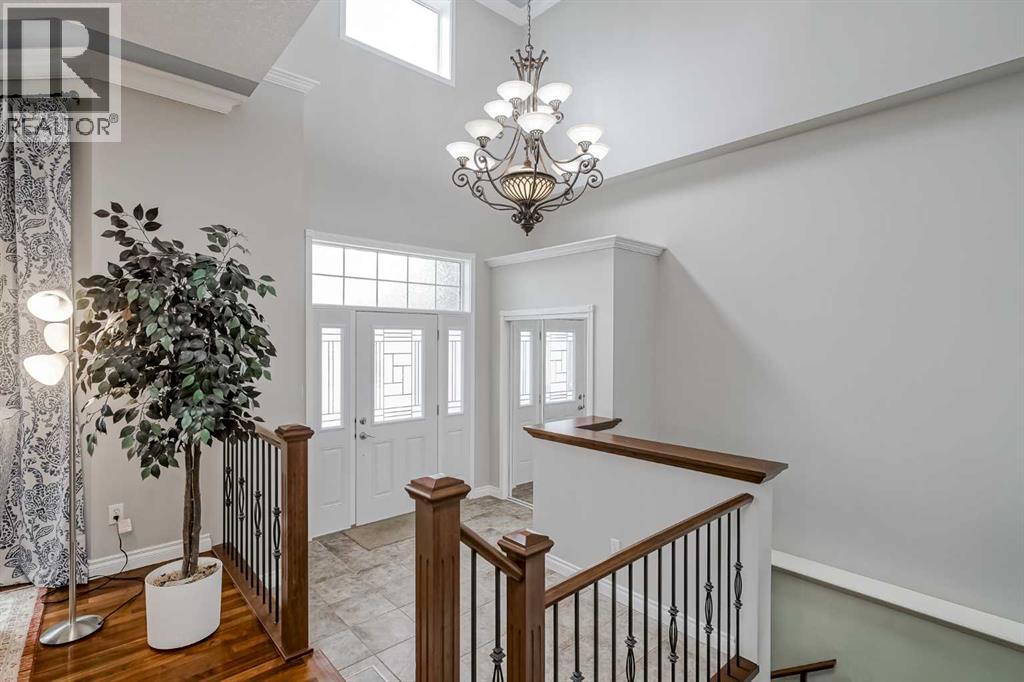 47 Rockywood Circle Nw, Calgary, Alberta  T3G 5W2 - Photo 3 - A2256444