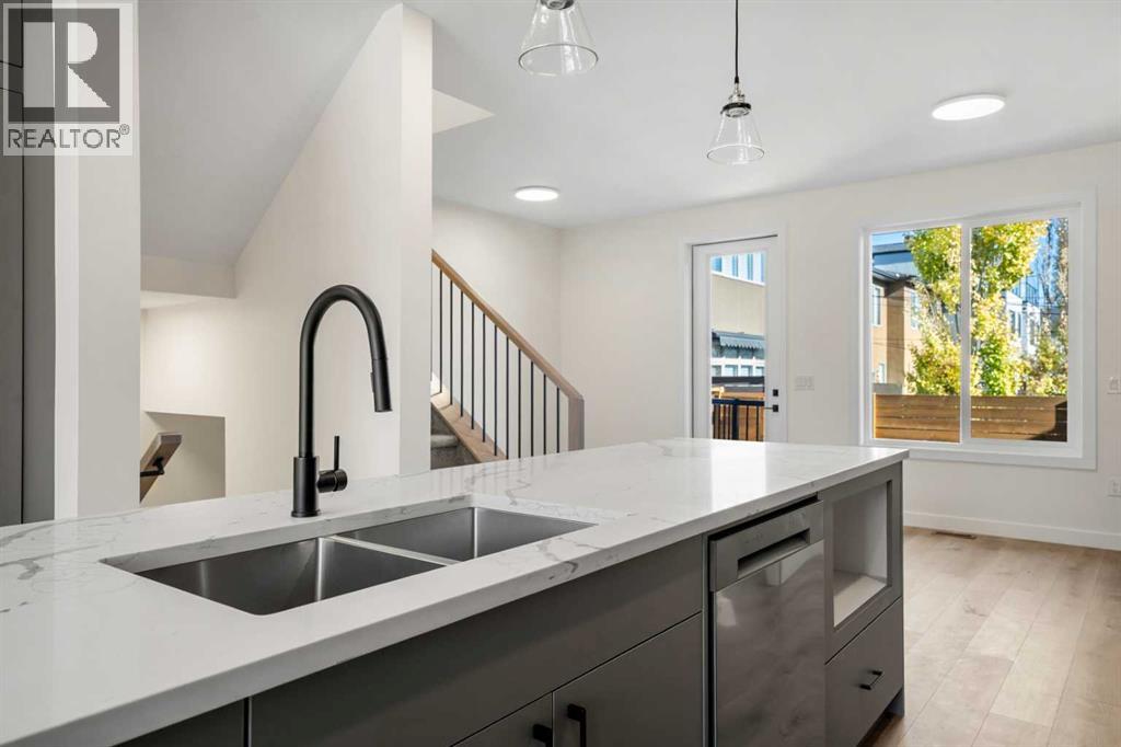 2352 7 Street Nw, Calgary, Alberta  T2M 1T1 - Photo 8 - A2270005