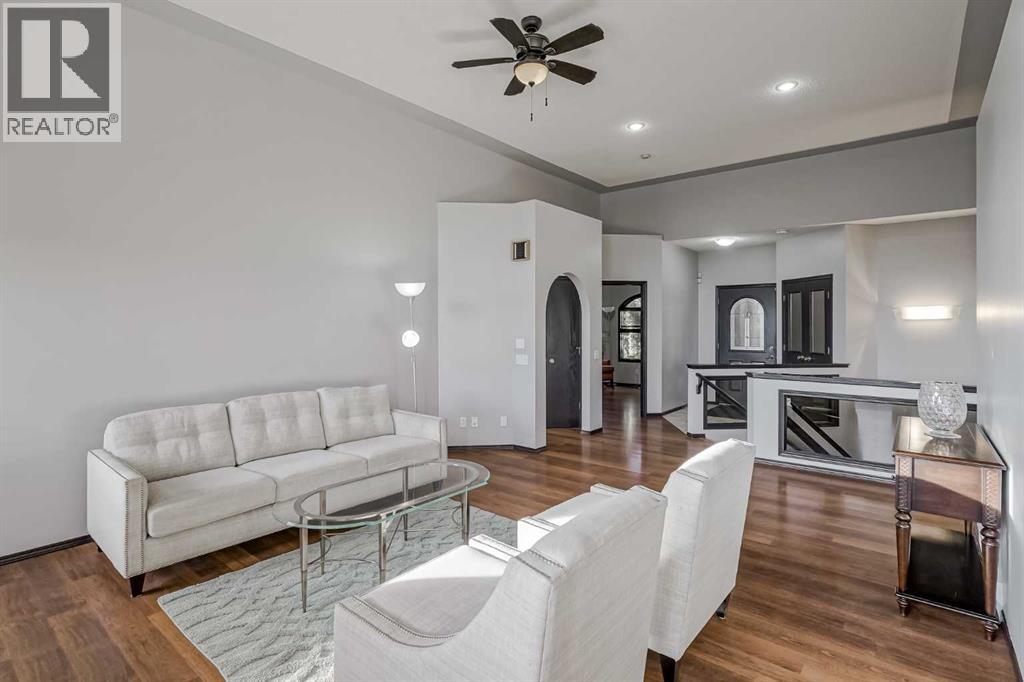 60 Mckenzie Lake Crescent Se, Calgary, Alberta  T2Z 2P1 - Photo 9 - A2270620