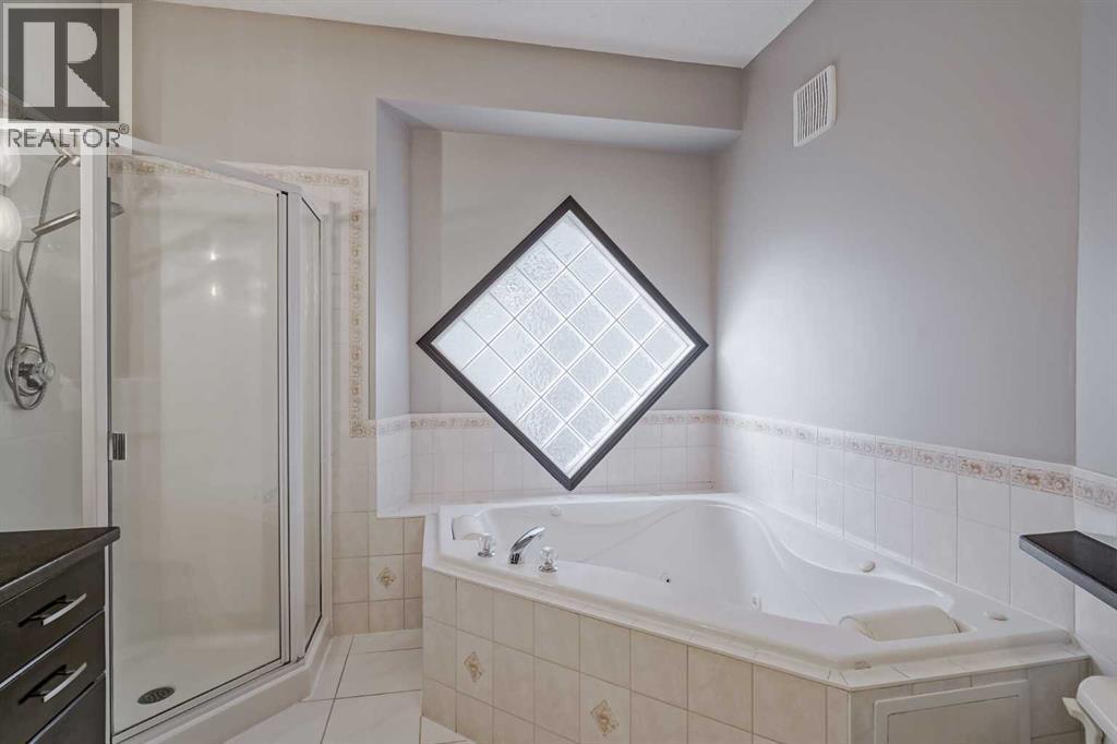 60 Mckenzie Lake Crescent Se, Calgary, Alberta  T2Z 2P1 - Photo 28 - A2270620