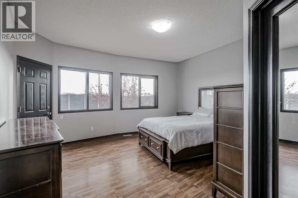 60 Mckenzie Lake Crescent Se, Calgary, Alberta  T2Z 2P1 - Photo 24 - A2270620