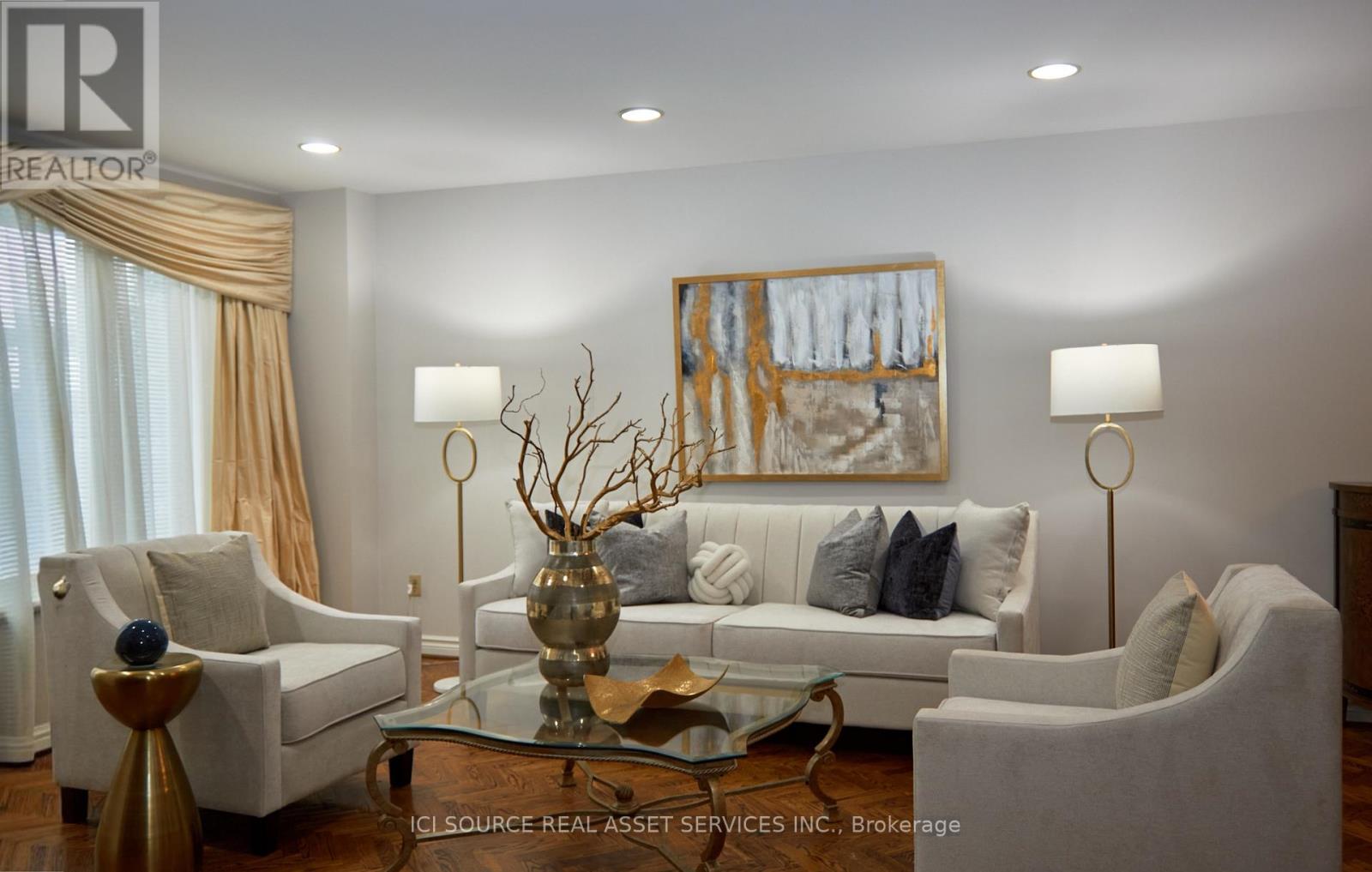 104 Almore Avenue, Toronto, Ontario  M3H 2H5 - Photo 12 - C12414211