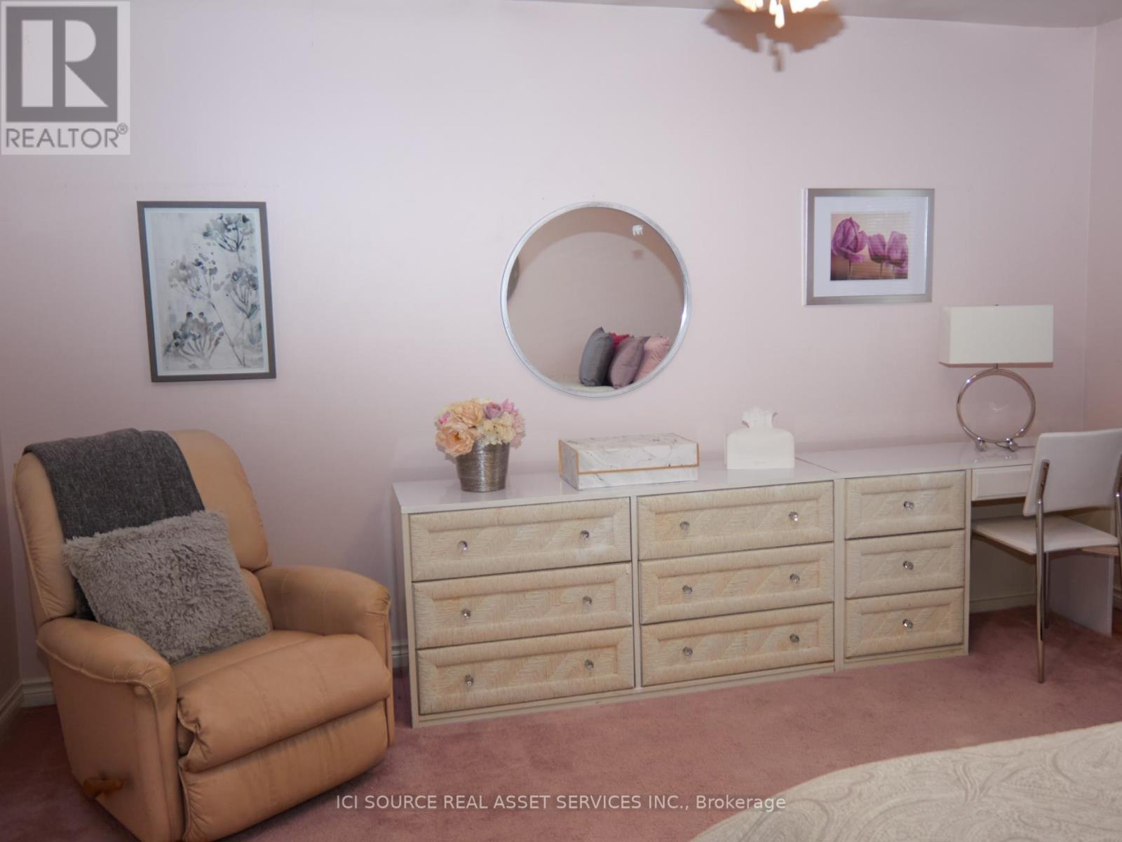 104 ALMORE AVENUE, Toronto, Ontario