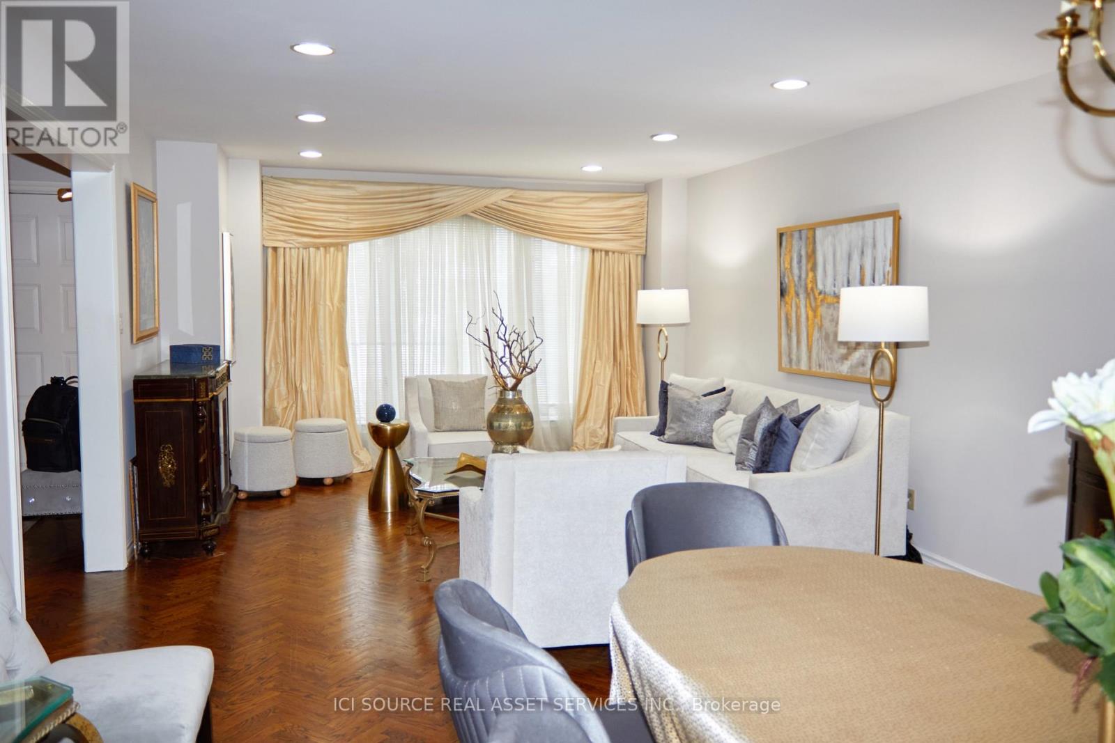 104 Almore Avenue, Toronto, Ontario  M3H 2H5 - Photo 21 - C12414211