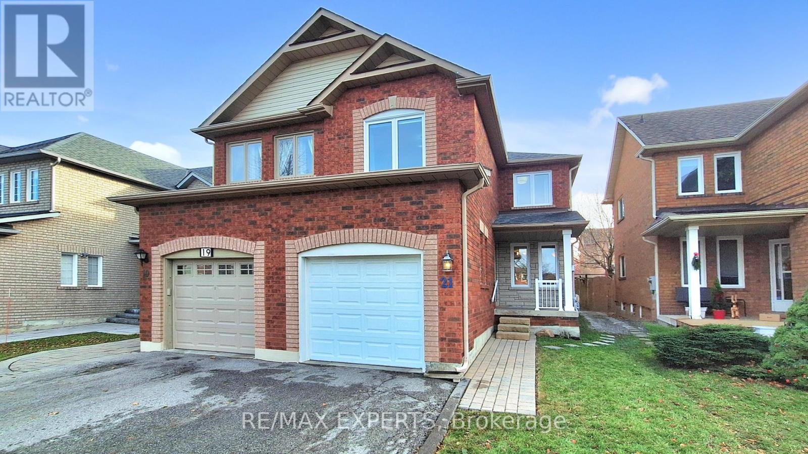 21 WAKELY BOULEVARD, Caledon, Ontario