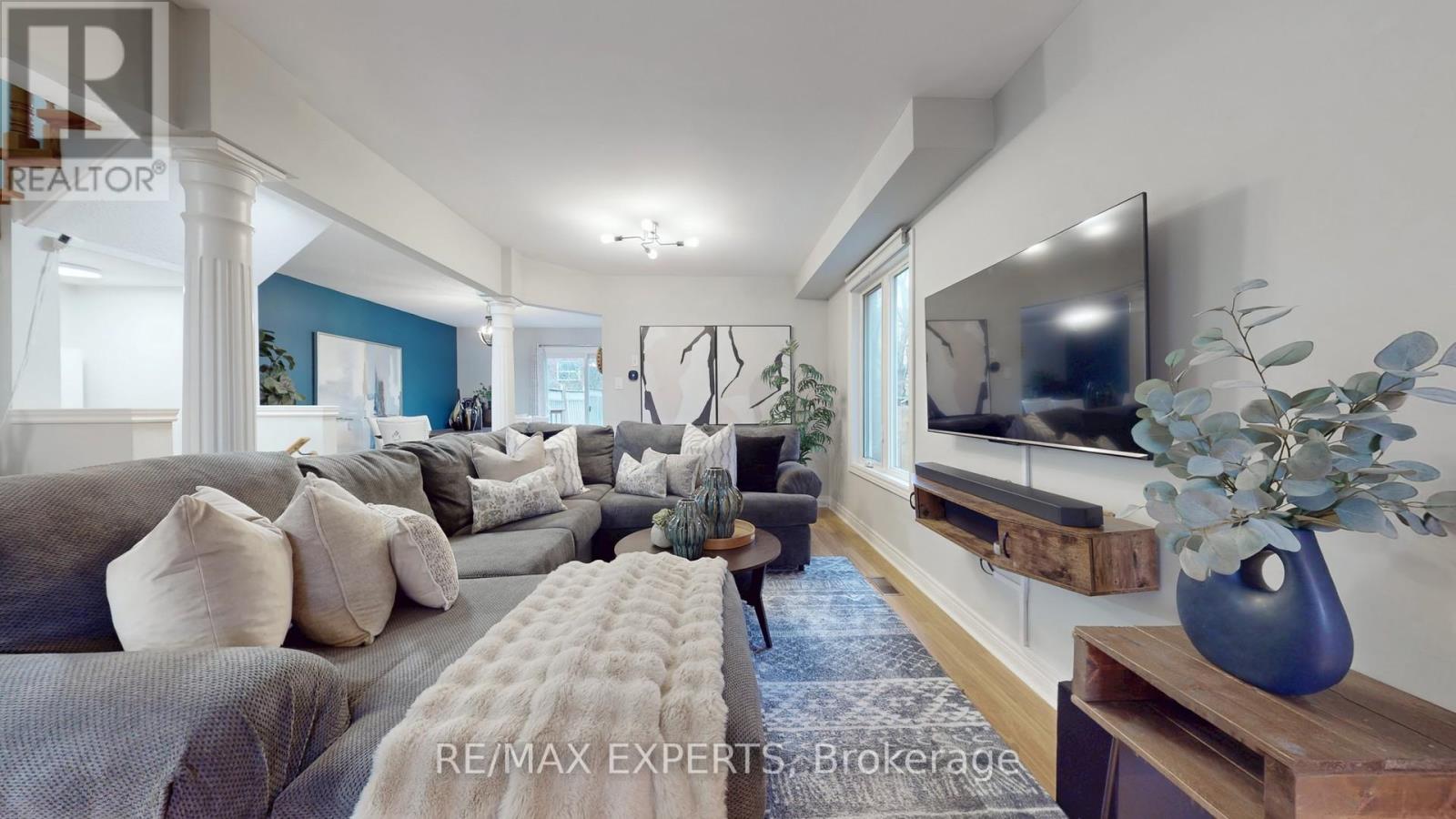 21 Wakely Boulevard, Caledon, Ontario  L7E 2H4 - Photo 3 - W12574704