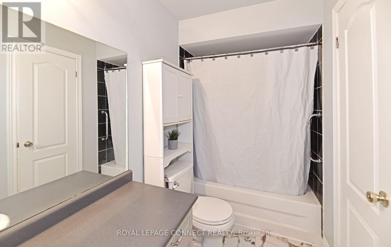 154 Pressed Brick Drive, Brampton (Brampton North), Ontario  L6V 4K6 - Photo 24 - W12574836