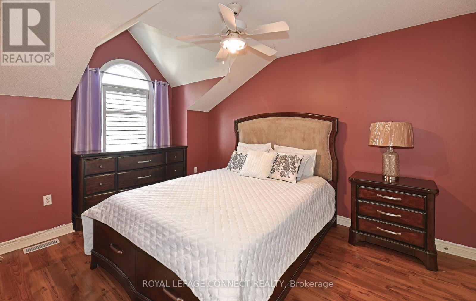 154 Pressed Brick Drive, Brampton (Brampton North), Ontario  L6V 4K6 - Photo 25 - W12574836