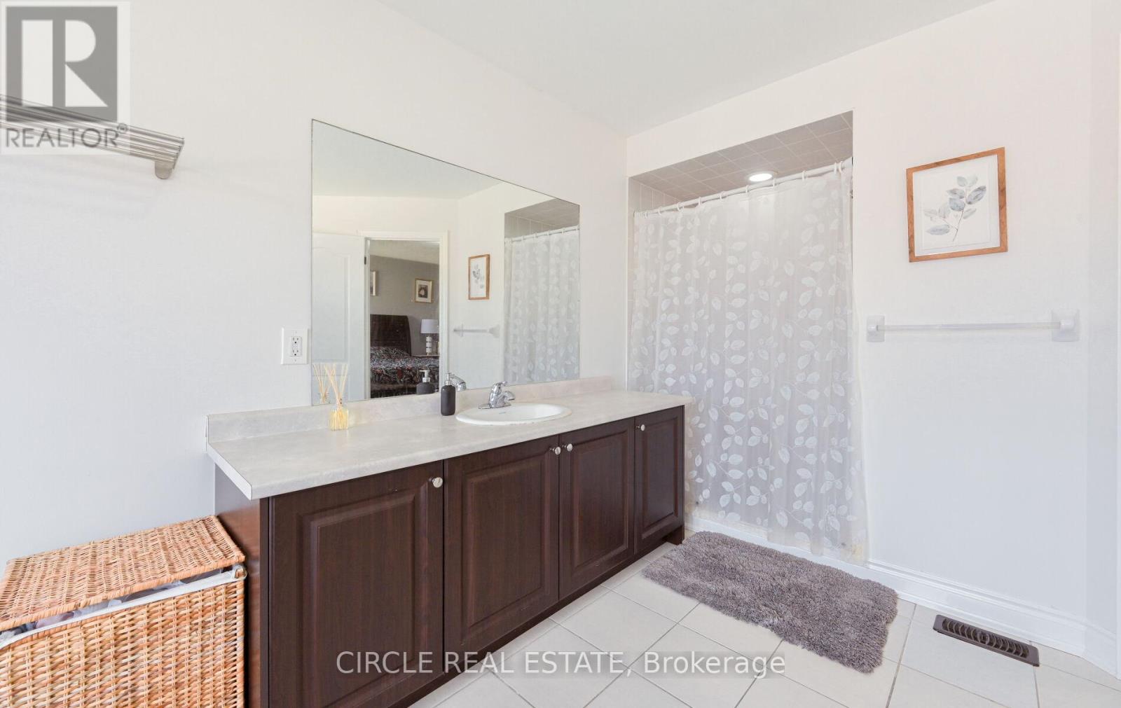 22 Brussels Avenue, Brampton, Ontario  L6Z 0A5 - Photo 19 - W12574838